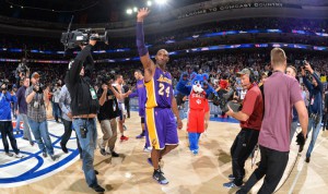 kobe-bryant-lakers-vs-76ers_5it0wqkb6y7h15d47do7j0upk