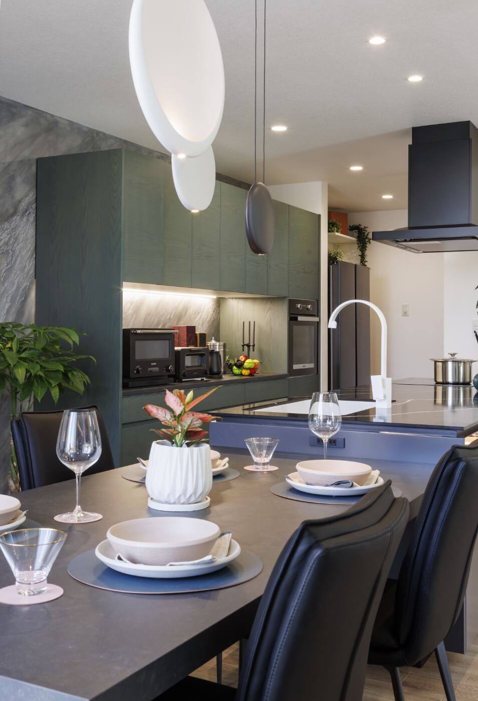 耳で感じる「喧騒からの解放」