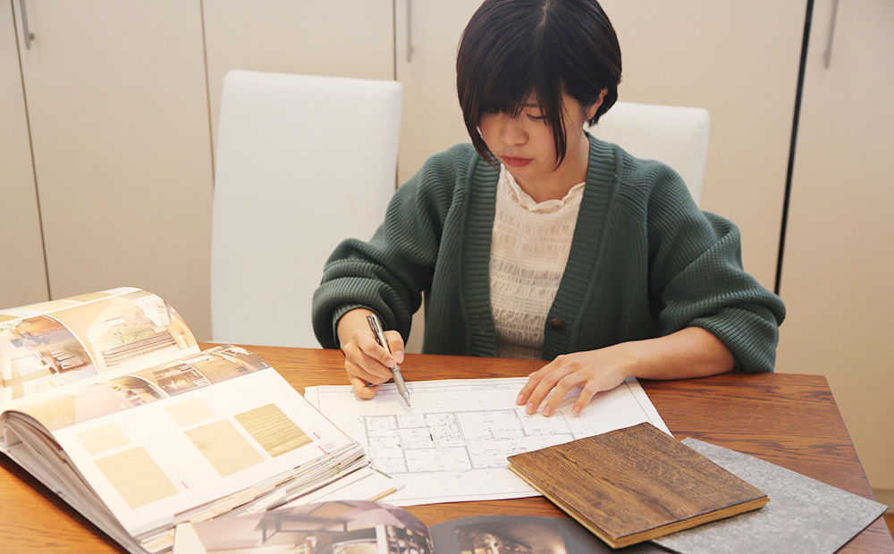 設計デザイナー 渡瀬 友梨