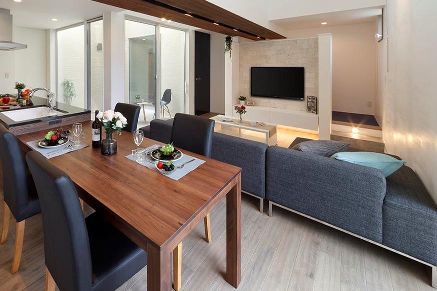 8/21(土)22(日),28(土)29(日)　[掛川市]　”魔法の動線”で快適な暮らしを実現！開放感あふれるガレージハウス、完成見学会開催！