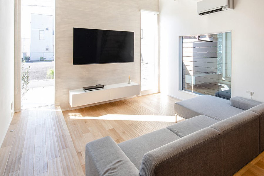 5/7(土)8(日) 回遊動線とたっぷり収納で暮らしを整えた「中庭」のある6人家族の住まい