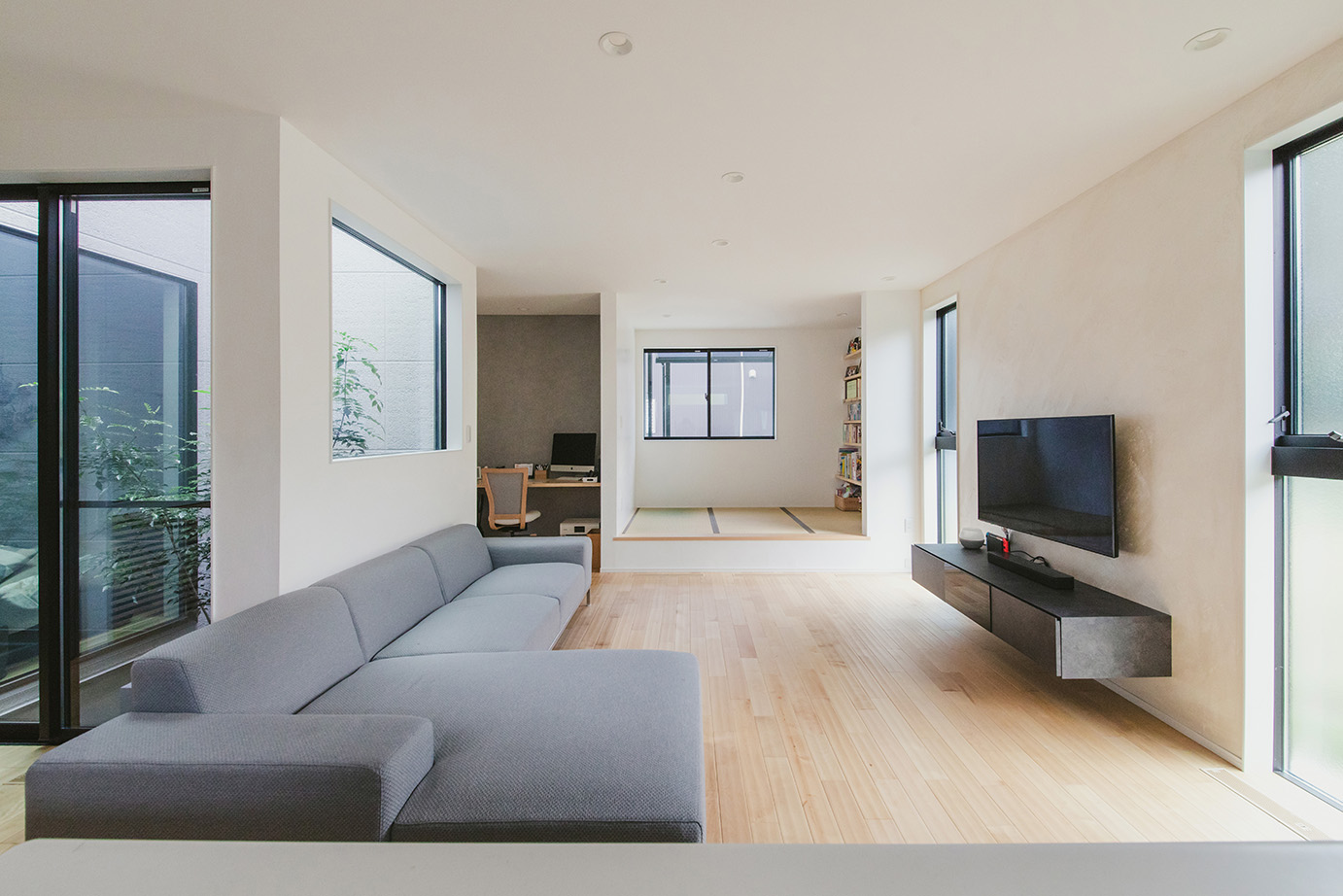 12/17(土)18(日) [静岡市駿河区］インナーガレージのある、2階リビングのお住まい