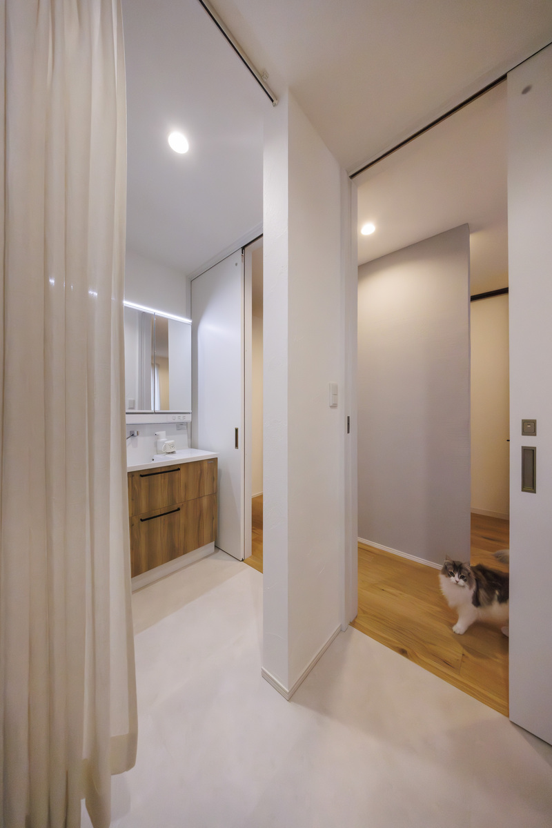 愛猫専用ルームのある、カフェスタイルの住まい